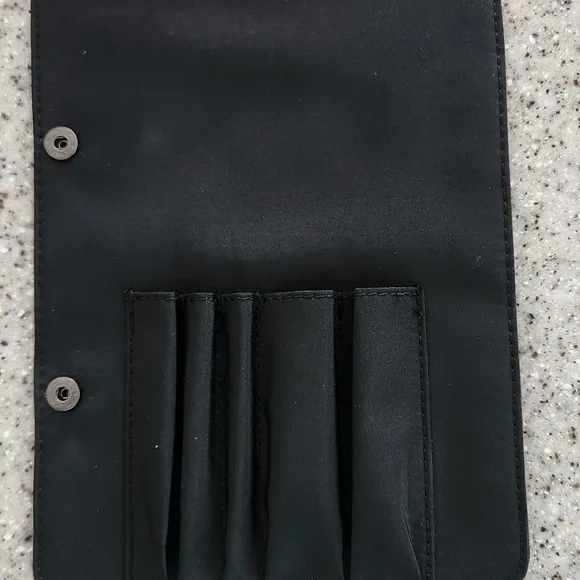 CHANEL Makeup Bag - Picture 8 of 10